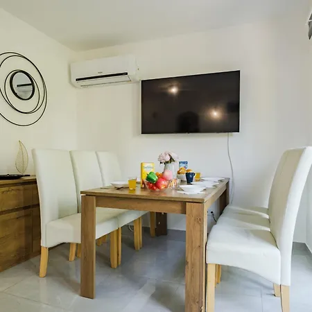 Σπίτι διακοπών Iris By Interhome Balatonmáriafürdő