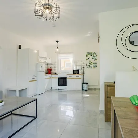 Σπίτι διακοπών Iris By Interhome *